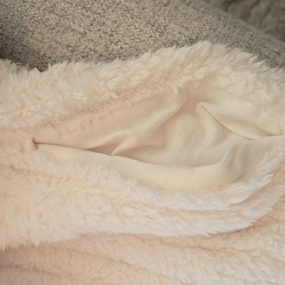 Hem & Thread Cream Sherpa Teddy Jacket - Picture 6 of 11